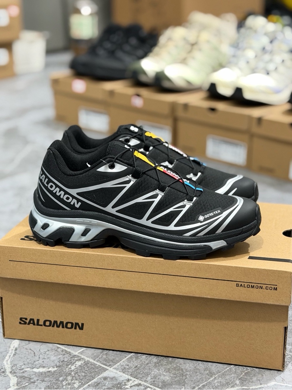 Salomon XT-6 GTX Black Silver Gore-Tex Hiking Sneakers